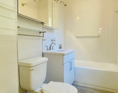 West 55th Street - Photo Thumbnail 10