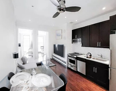 1379 Lexington Avenue - Photo Thumbnail 0