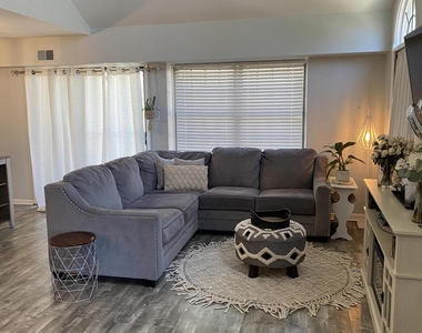 107 Westchester Drive - Photo Thumbnail 2