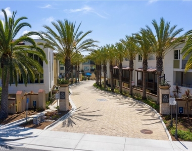 3440 Doheny Way - Photo Thumbnail 35