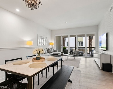 3440 Doheny Way - Photo Thumbnail 11