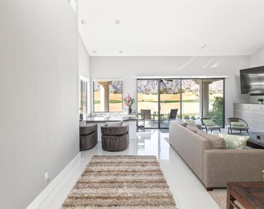 54877 Inverness Way - Photo Thumbnail 12