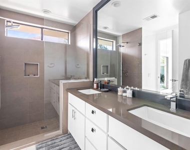 54877 Inverness Way - Photo Thumbnail 28
