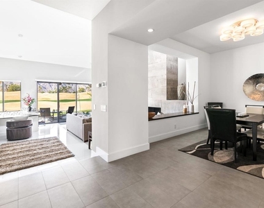 54877 Inverness Way - Photo Thumbnail 9