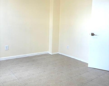 599 Amboy Avenue - Photo Thumbnail 22
