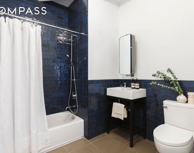 239 Banker Street - Photo Thumbnail 10