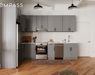239 Banker Street - Photo Thumbnail 9