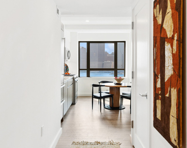 124 Columbia Heights - Photo Thumbnail 2