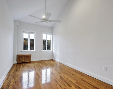 Penthouse at West 54th Street - Photo Thumbnail 4