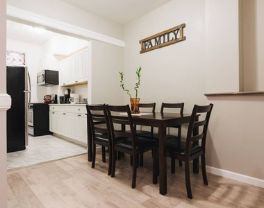 2714 Clarendon Road - Photo Thumbnail 4