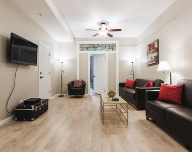 2714 Clarendon Road - Photo Thumbnail 2
