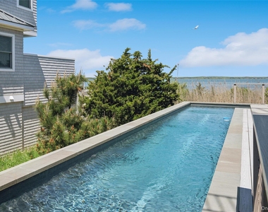 846 Dune Road - Photo Thumbnail 9