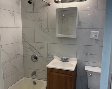 727 Commonwealth Avenue - Photo Thumbnail 5