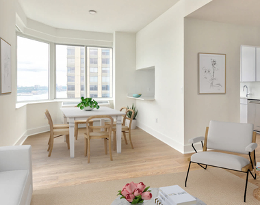 180 Riverside Blvd - Photo Thumbnail 15