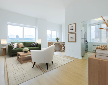 180 Riverside Blvd - Photo Thumbnail 13