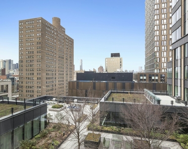 202 Broome Street - Photo Thumbnail 6