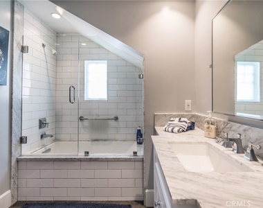 217 Coral Avenue - Photo Thumbnail 17