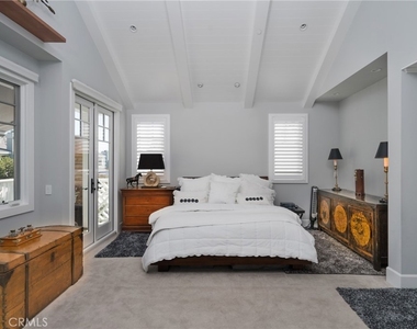 217 Coral Avenue - Photo Thumbnail 23