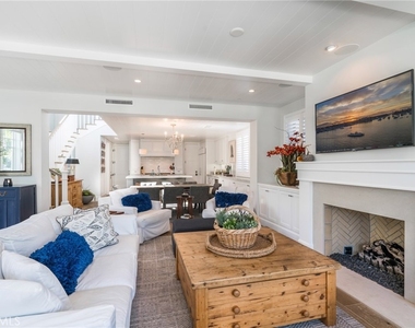 217 Coral Avenue - Photo Thumbnail 7