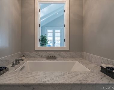217 Coral Avenue - Photo Thumbnail 26