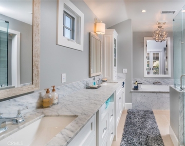 217 Coral Avenue - Photo Thumbnail 25
