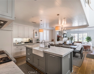 217 Coral Avenue - Photo Thumbnail 13