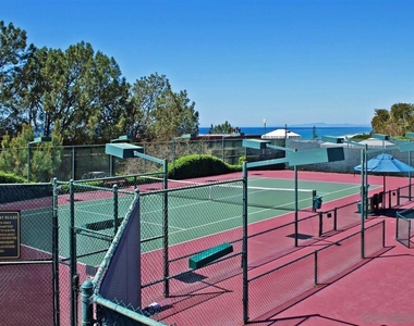 1558 Camino Del Mar - Photo Thumbnail 20