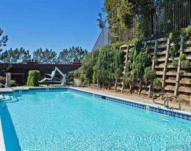 1558 Camino Del Mar - Photo Thumbnail 19