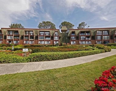 1558 Camino Del Mar - Photo Thumbnail 17