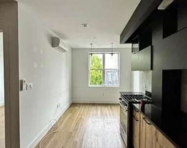 1052 Dean Street - Photo Thumbnail 5