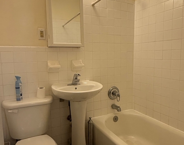 1672 Park Avenue - Photo Thumbnail 9
