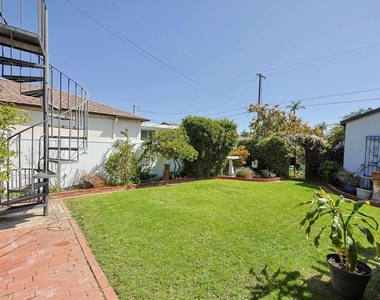 237 E Avenue - Photo Thumbnail 38