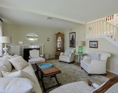 237 E Avenue - Photo Thumbnail 8