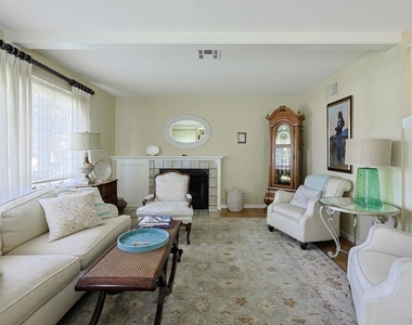 237 E Avenue - Photo Thumbnail 6