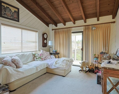 237 E Avenue - Photo Thumbnail 21