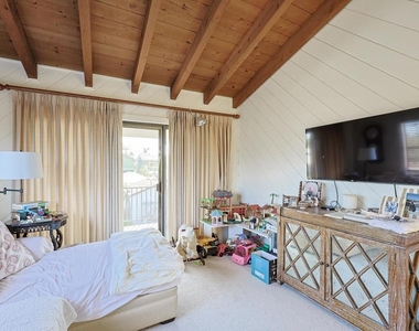 237 E Avenue - Photo Thumbnail 23