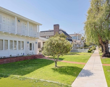 237 E Avenue - Photo Thumbnail 4