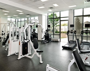  Center Boulevard, Unit 504 - Photo Thumbnail 0