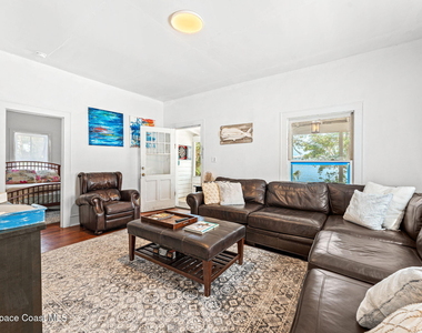 1365 Pineapple Avenue - Photo Thumbnail 19
