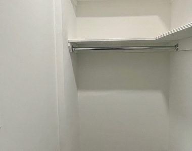 137 East 38th Street, 2E - Photo Thumbnail 6