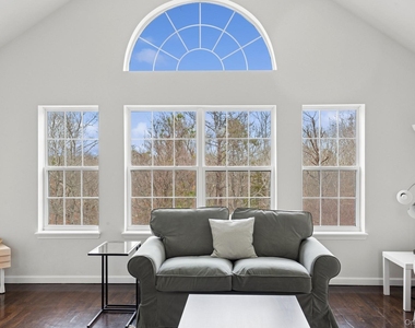 71 Old Canoe Place Road - Photo Thumbnail 22