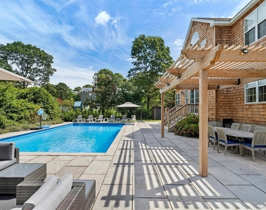 71 Old Canoe Place Road - Photo Thumbnail 32