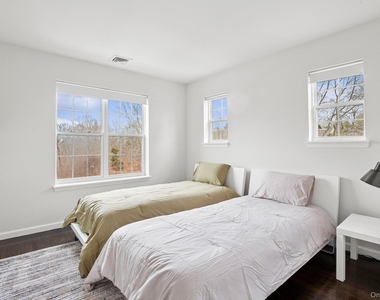 71 Old Canoe Place Road - Photo Thumbnail 21