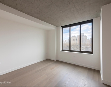 196 Orchard St - Photo Thumbnail 5