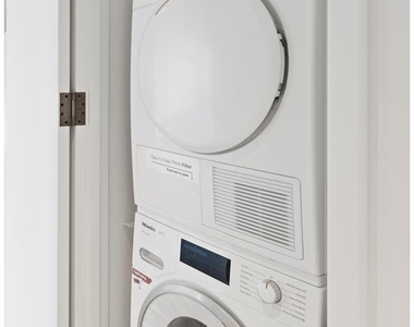 196 Orchard St - Photo Thumbnail 8