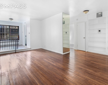 315 E 56th Street - Photo Thumbnail 0