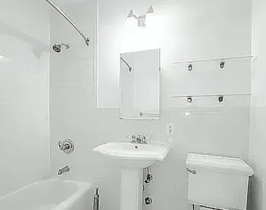 322 East 74th Street - Photo Thumbnail 4