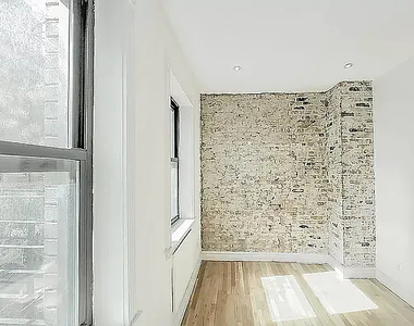 322 East 74th Street - Photo Thumbnail 3