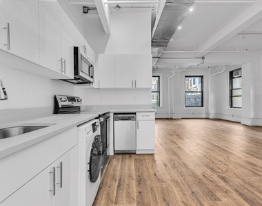 255 West 36th Street - Photo Thumbnail 1