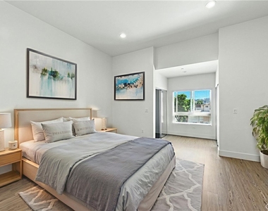4461 Tujunga Avenue - Photo Thumbnail 44